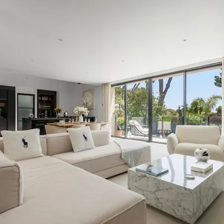 Вілла Cap D'antibes Villa, 6 People, Sea View, Air Conditioning *