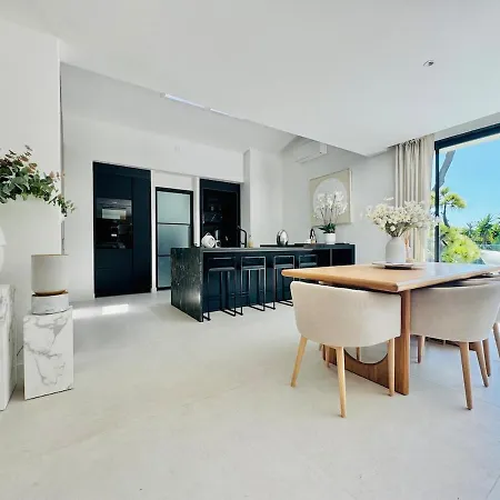 Cap D'antibes Villa, 6 People, Sea View, Air Conditioning Вілла *