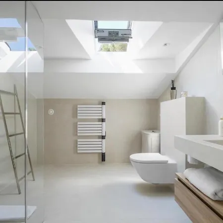 Βίλα Cap D'antibes Villa, 6 People, Sea View, Air Conditioning